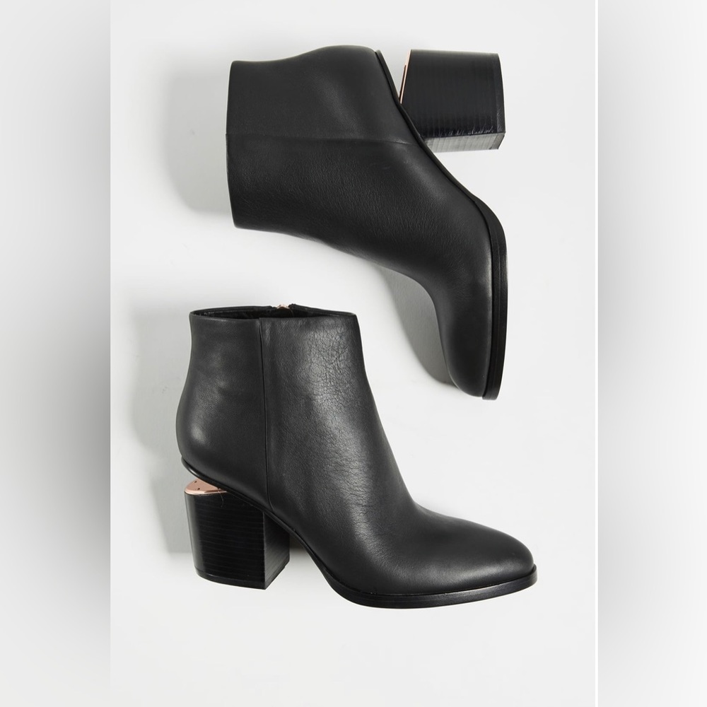 Alexander Wang Gabi boots rose gold 37.5